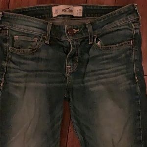 Dark wash Hollister jeans with no rips